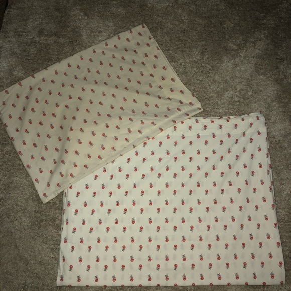 Comforter Set - Picture 3 of 5